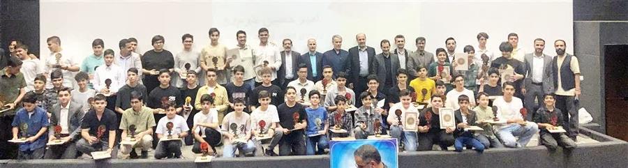 جشن بزرگ تجلیل از برترین های مجتمع آموزشی افق روشن